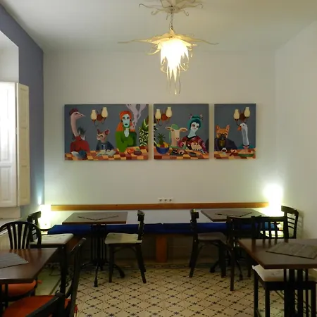 Villa Alicia Guest House-3