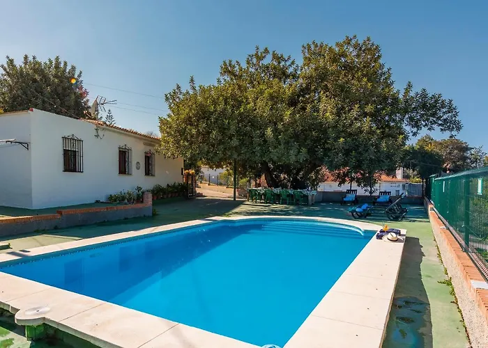 Los Algarrobos - Mountain And Relax Near The Beach Málaga